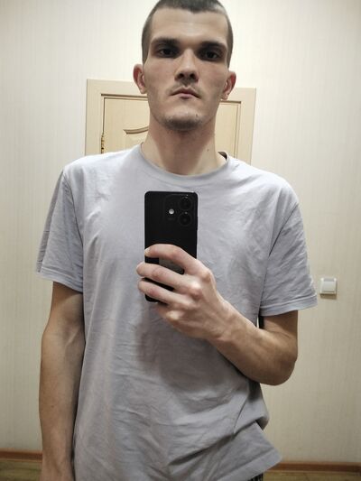  ,   Vladislav, 27 ,  