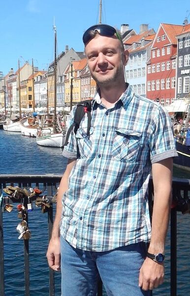  ,   Tony, 47 ,   ,   