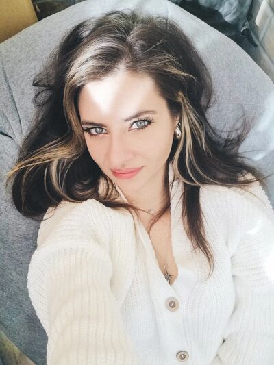  ,   Ledi, 27 ,   ,   