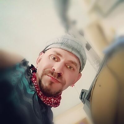  --,   Alexs, 44 ,   ,   , c , 
