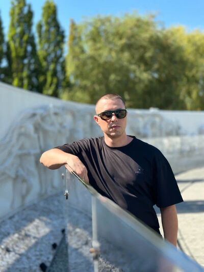 --,   , 32 ,   ,   