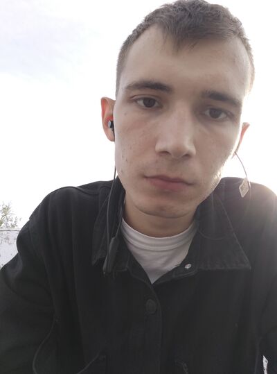  ,   Vlad, 22 ,   ,   