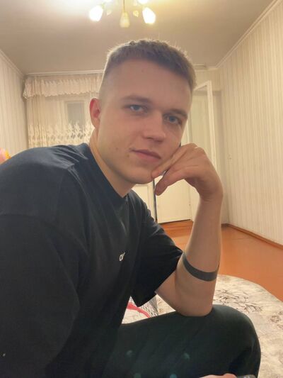  ,   Vitaly, 25 ,   ,   