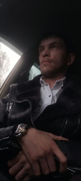  ,   Artem, 31 ,   ,   