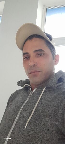  ,   Yunieski, 40 ,   ,   