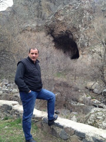  ,   Jon, 56 ,   
