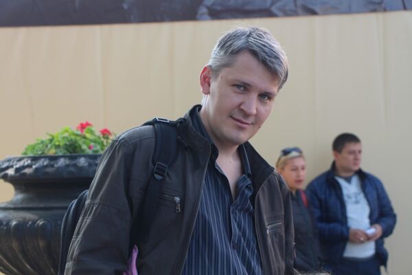  ,   Max, 45 ,   
