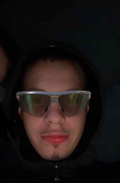  ,   Vito, 21 ,   ,   , 