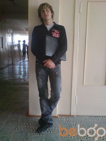  1245937  Ryslan, 32 ,    