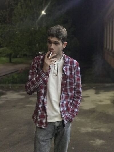  --,   Tony, 21 ,   c 