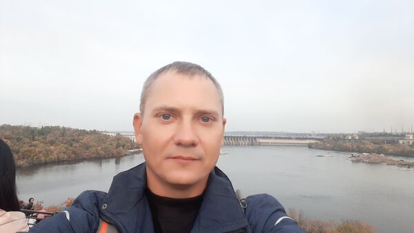  ,   Aleksandr, 44 ,   ,   