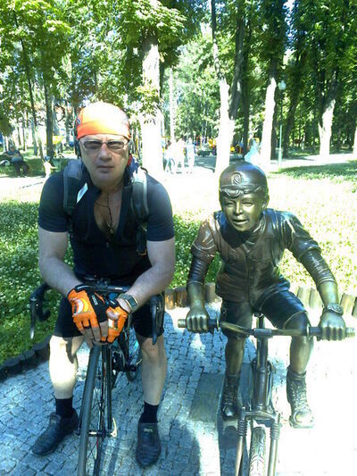  ,   Sergey, 60 ,  