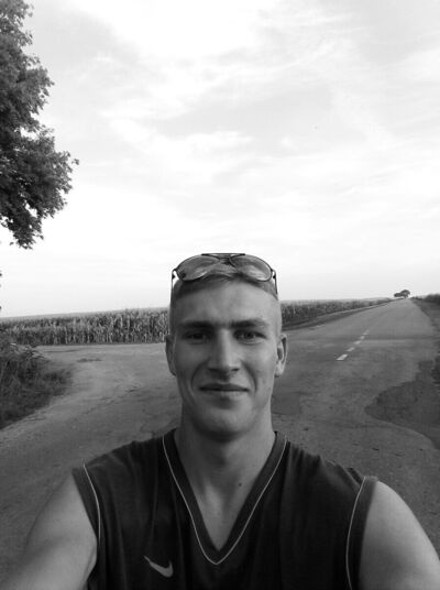  ,   Makc, 26 ,   ,   , c 