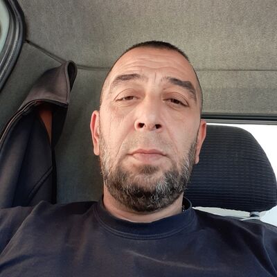  ,   Miro, 50 ,  