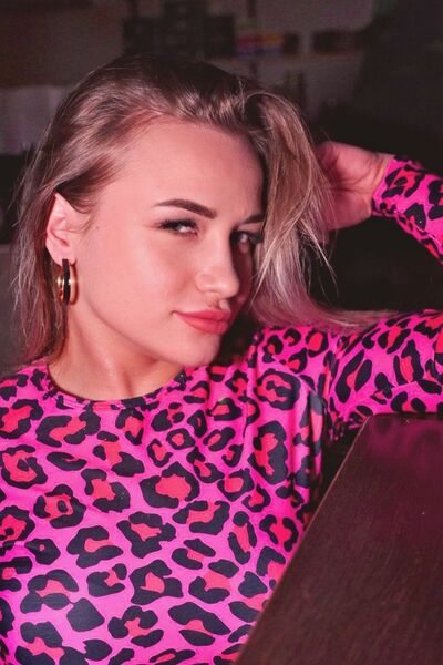  ,   Diana, 24 ,     , c 