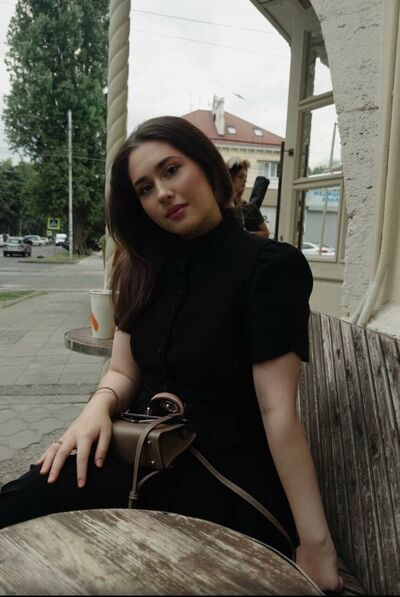  ,   Daria, 25 ,   ,   