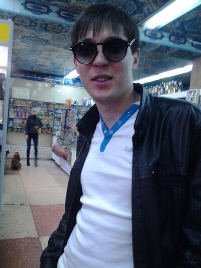  ,   Anton, 33 ,   