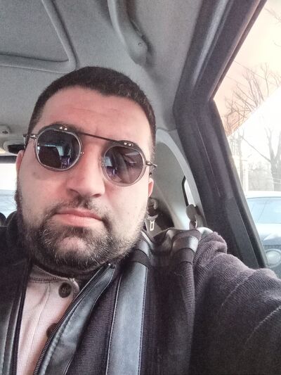  ,   Ruslan, 38 ,   ,   