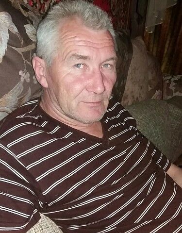  Abbots Langley,   , 61 ,   ,   , c 
