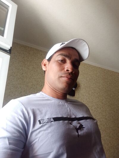  ,   Yordan, 37 ,   ,   