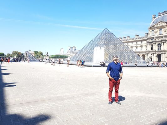  ,   Valeriu, 42 ,   ,   , c 