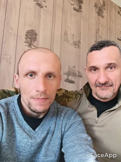  ,   Pavel, 37 ,   ,   