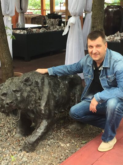  ,   Vova, 49 ,   