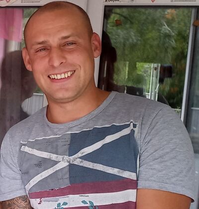  ,   Ruslan, 38 ,   ,   