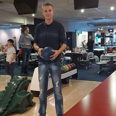  ,   Pavel, 42 ,   ,   , c 