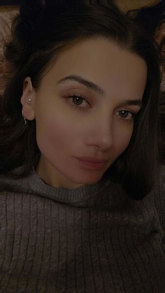  ,   Rima, 32 ,  