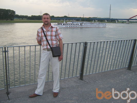  ,   Viktor, 64 ,   ,   , c 