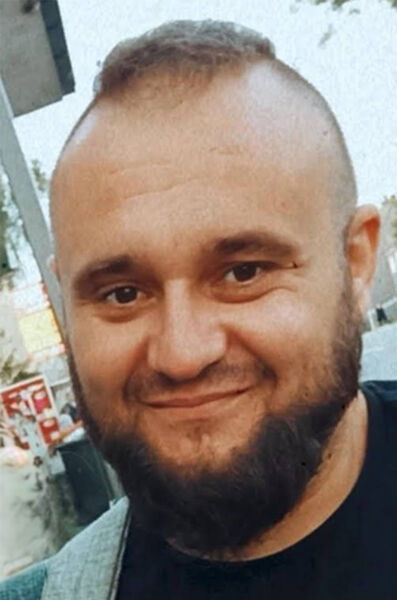  ,   Ruslan, 43 ,   ,   