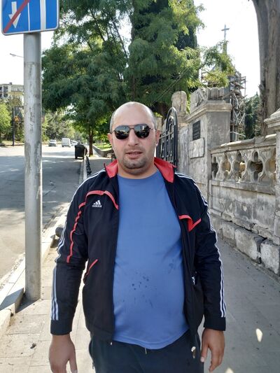  ,   Achiko, 39 ,   ,   , c 