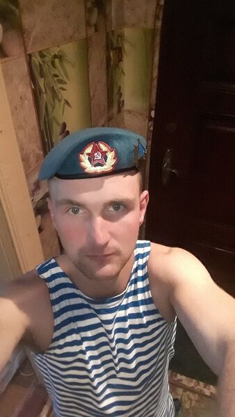  ,   Sergei, 28 ,   ,   , c 