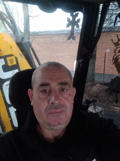  ,   Megran, 52 ,   ,   