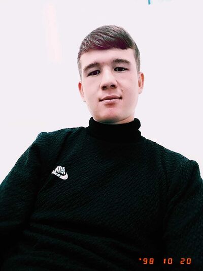  ,   Ilya, 22 ,   ,   