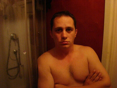  7447947  Genniusw, 48 ,    