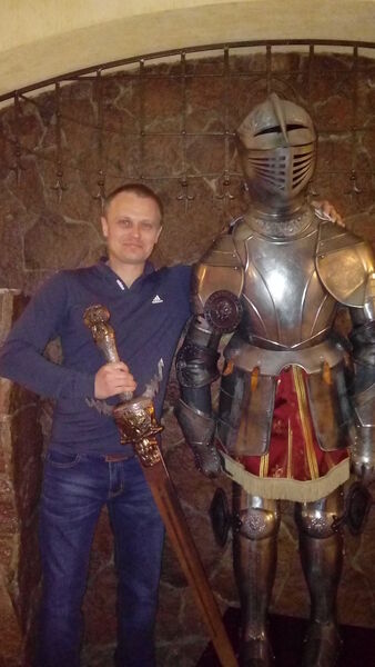  ,   Diver, 37 ,   