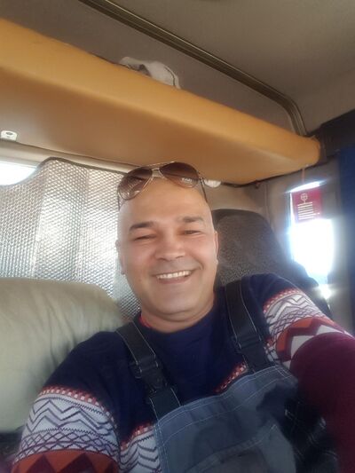 -,   Farxad, 48 ,   ,   , c 