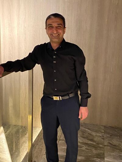  -,   Artur, 44 ,   ,   