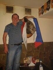   ,   Den, 52 ,   