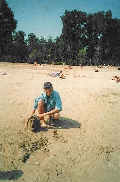  ,   Andrei, 46 ,   ,   , c 