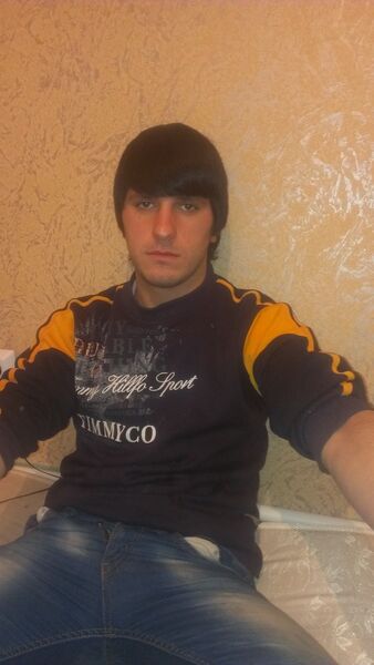  ,   Parviz, 31 ,   ,   , c 