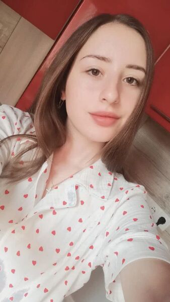  ,   Valia, 20 ,   ,   