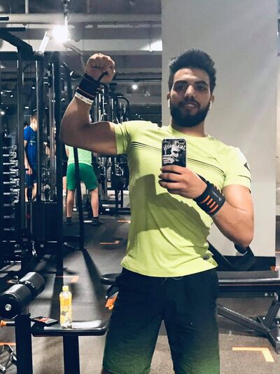  ,   Youssef, 28 ,   ,   , c , 