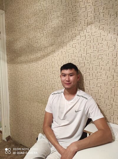  -,   Rinat, 35 ,   ,   , c 
