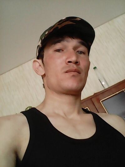 ,   Alik, 34 ,   
