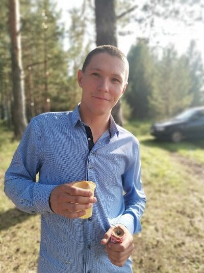  ,   Mikhail, 33 ,     , c , 