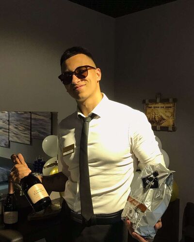  ,   Ruslan, 27 ,   ,   