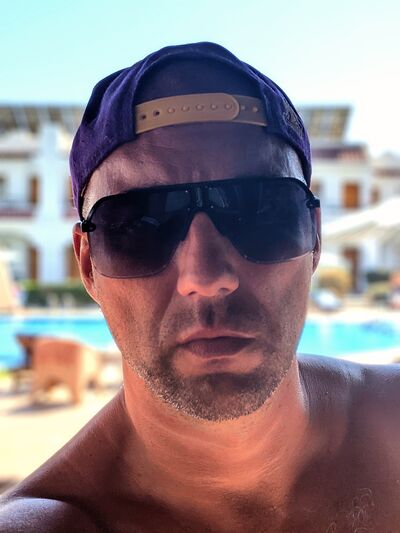  ,   Vadim, 40 ,   ,   